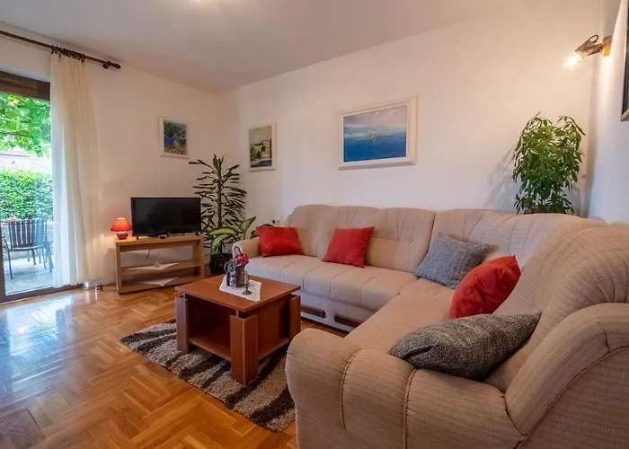 Cozy Near The Sea * Novi Vinodolski