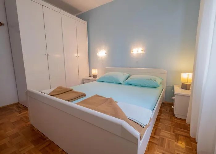 Lägenhet Cozy Near The Sea *